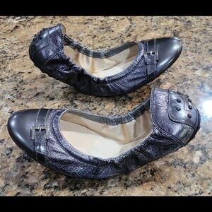 Tod's Silver Cap Toe Beige Suede Scrunch Buckle Ballet Flat Womens Shoe 37.5 7.5